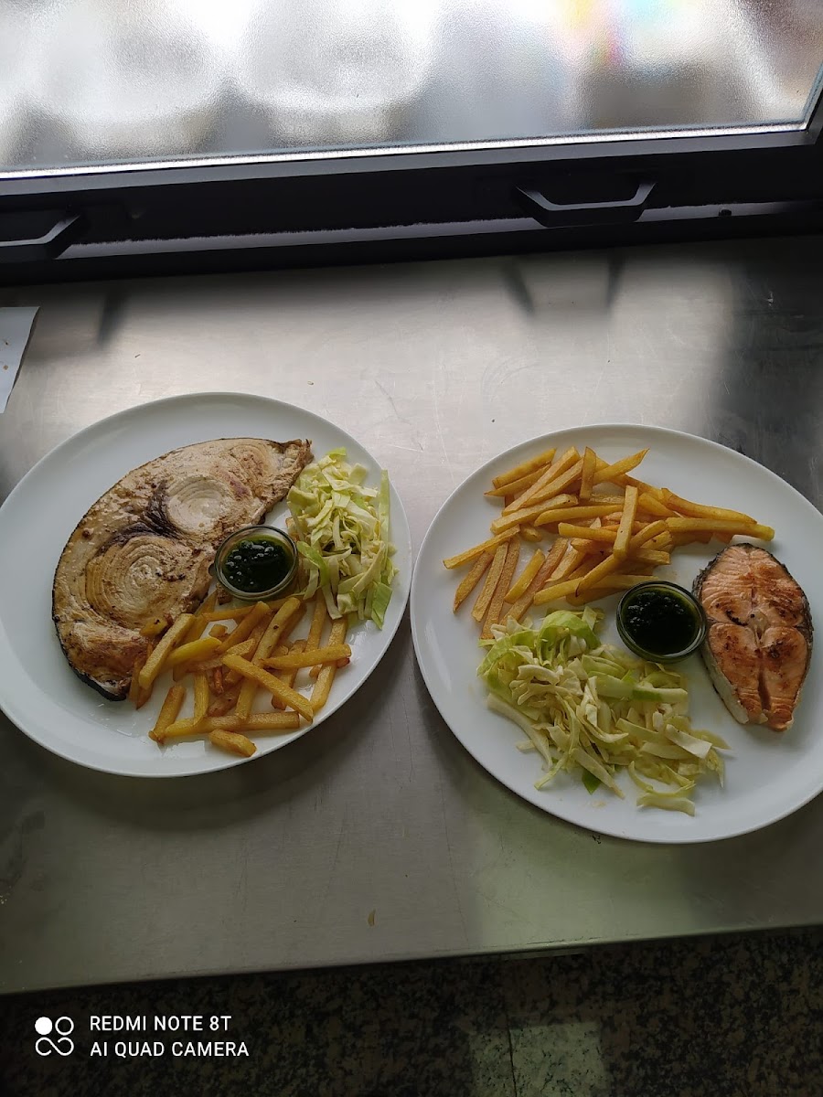 Cafeteria Cerveceria Puente De Angorrilla-9