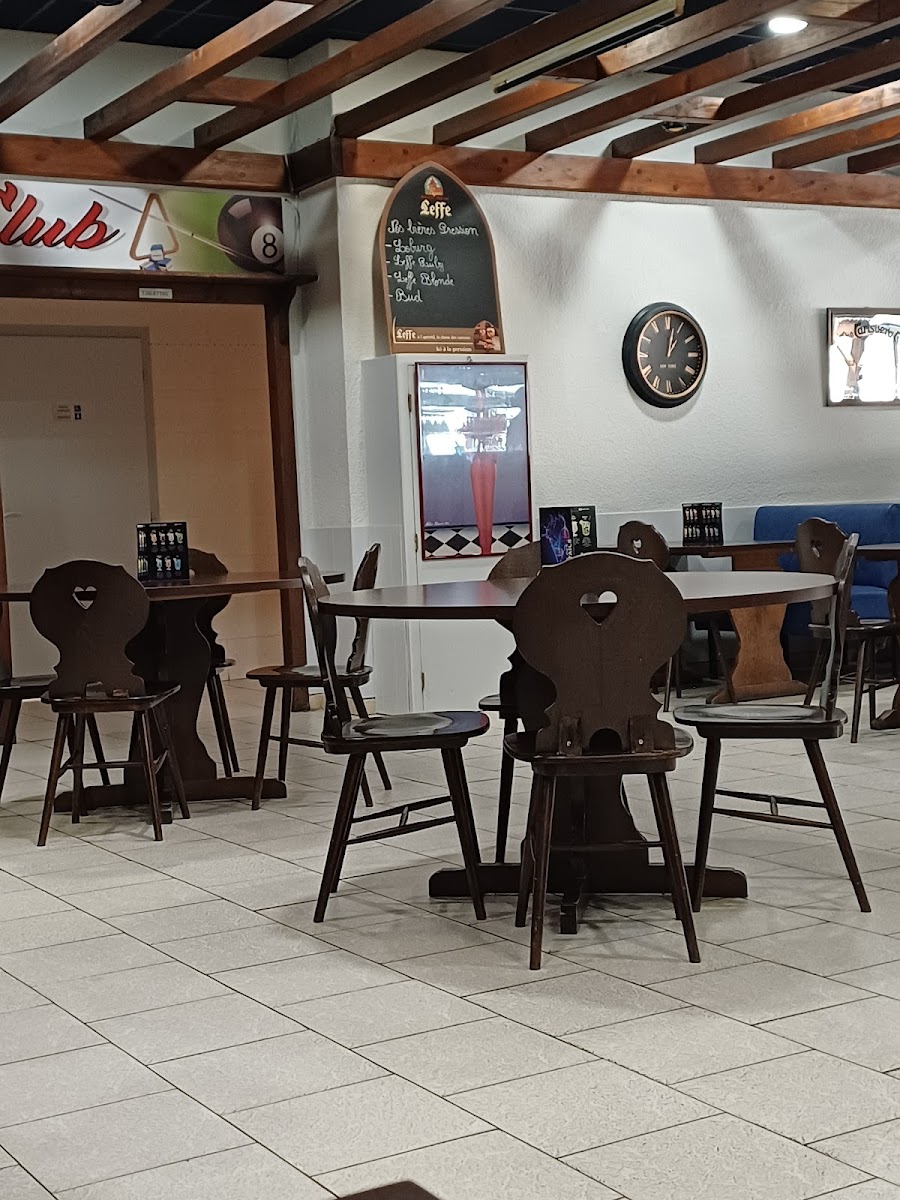 Cafétéria De Confolens-3