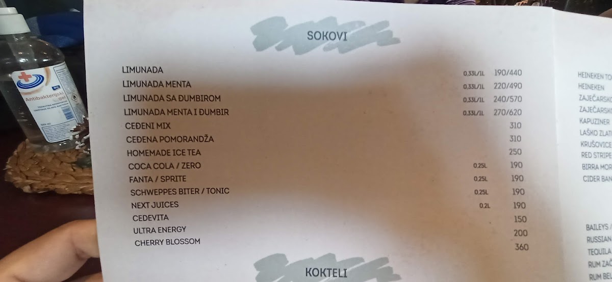 Menu Cafeteria Gardos-9