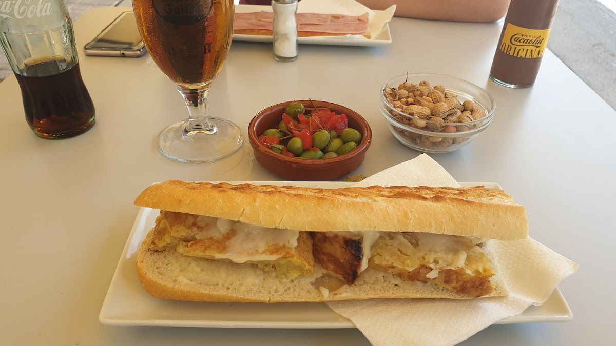 Cafeteria L'agroix-4