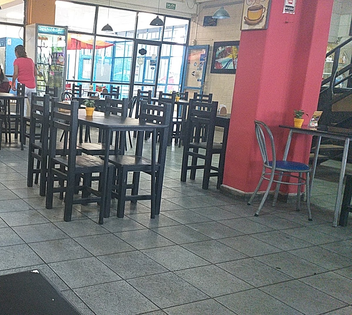 Cafetería Terminal-4