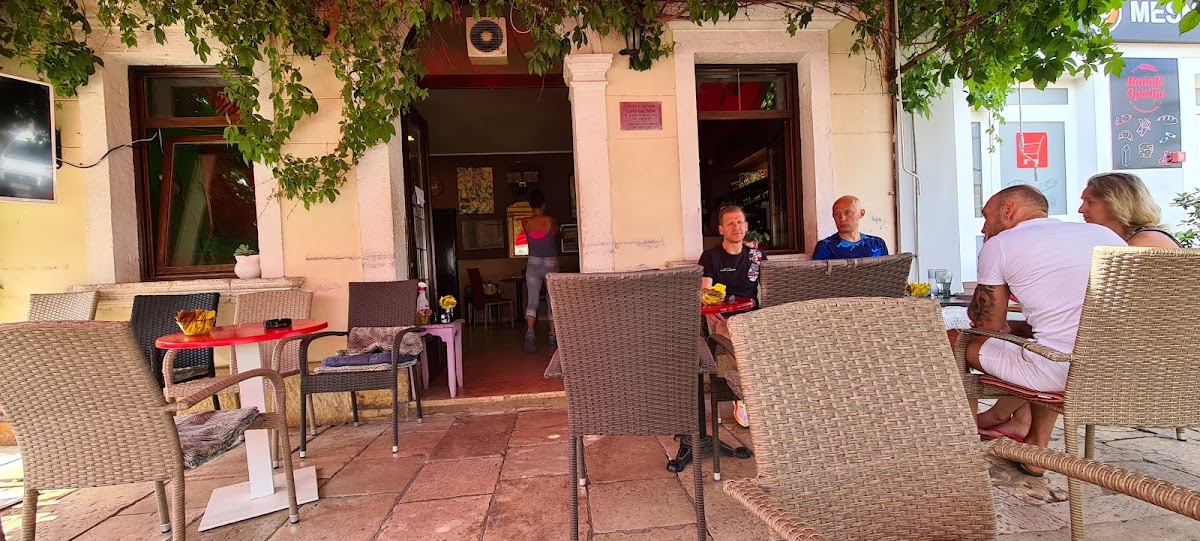 Caffe Bar Ivon-3