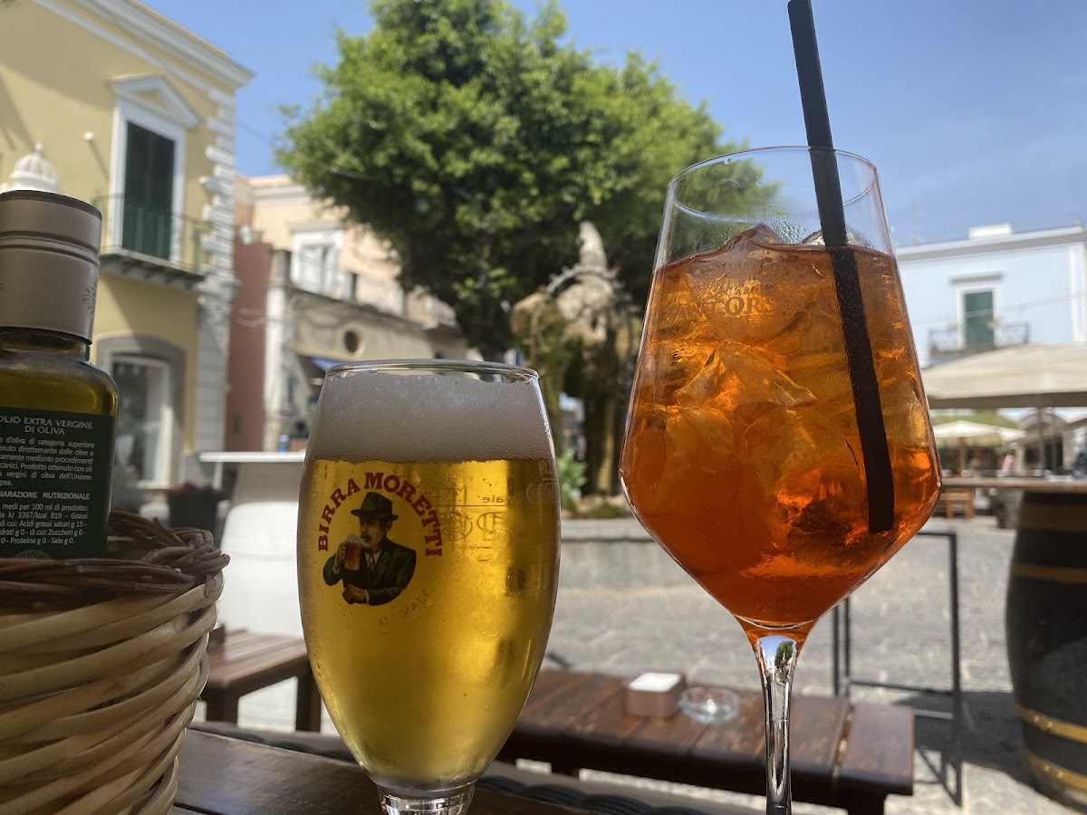 Caffe Internazionale Restaurant-5