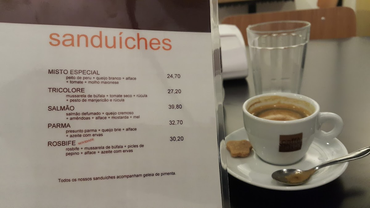 Menu Caffe Latte-10
