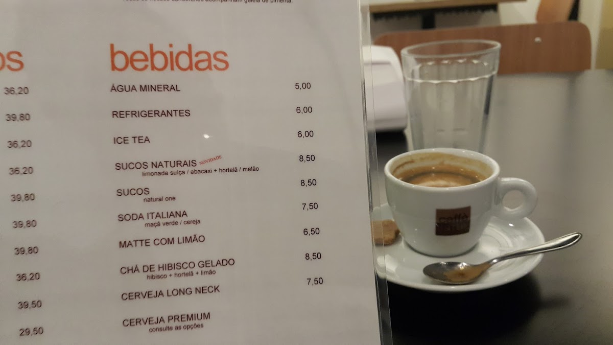 Menu Caffe Latte-8