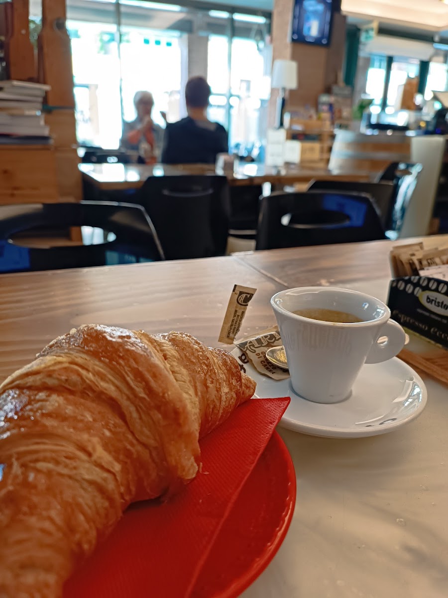 Caffè Letterario-6