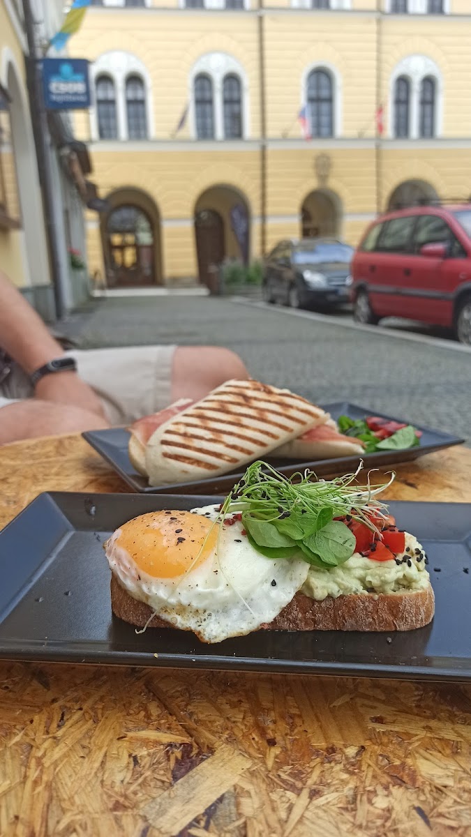 Caffebar Iluze-10