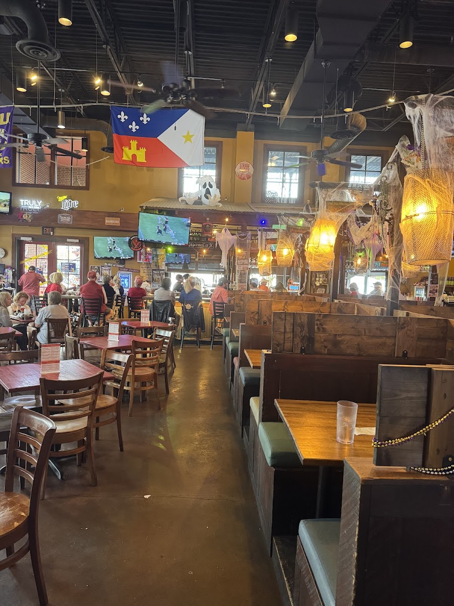 Cajun Steamer Bar & Grill-3
