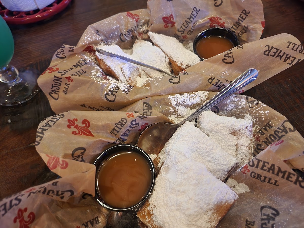 Cajun Steamer Bar & Grill-9