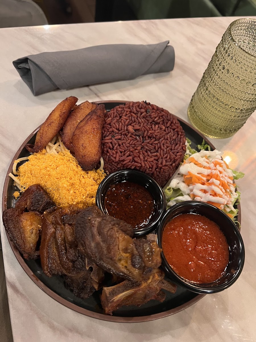 Calabash African Cuisine & Bar-3