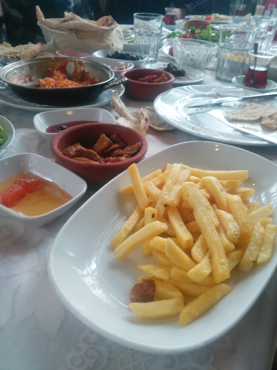 Camaltı Restoran Ciceklikoy-6