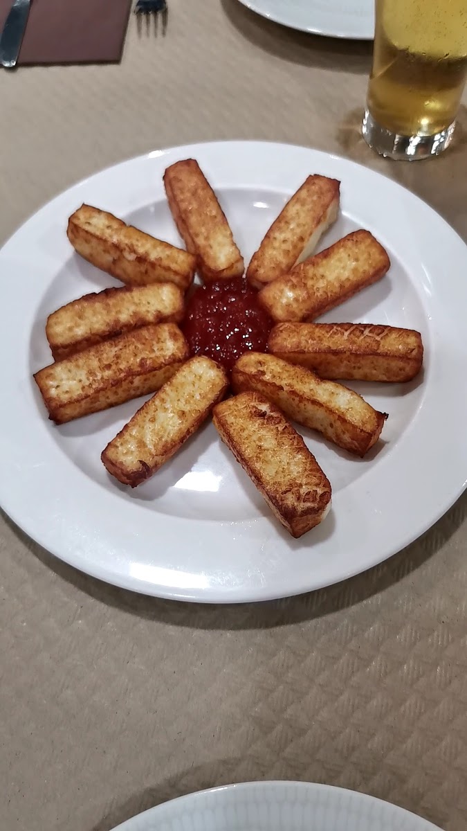 Camila Food House-2