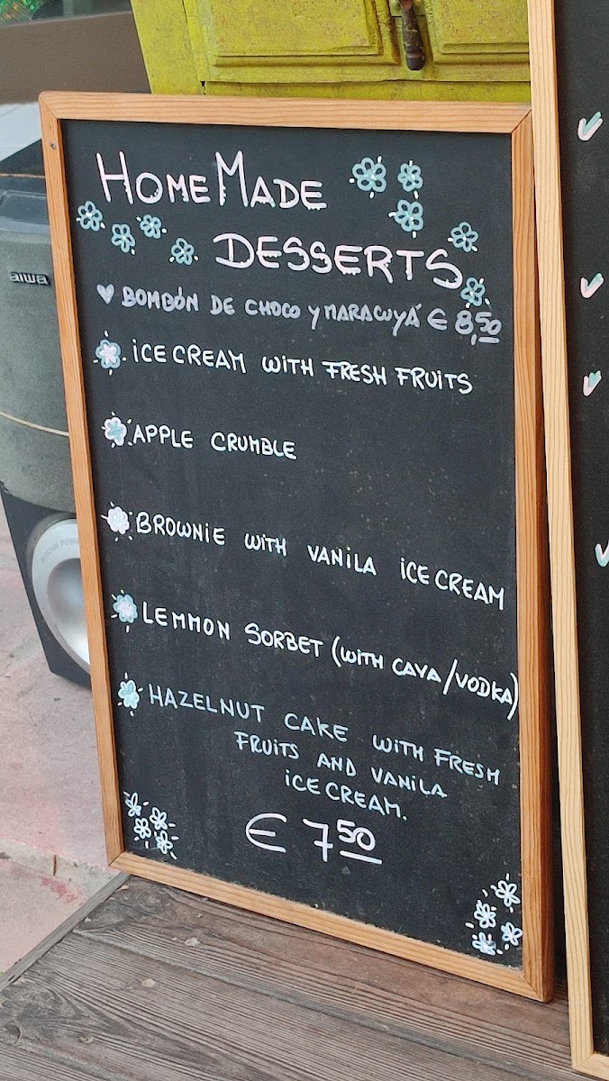 Menu Can Nuts-4