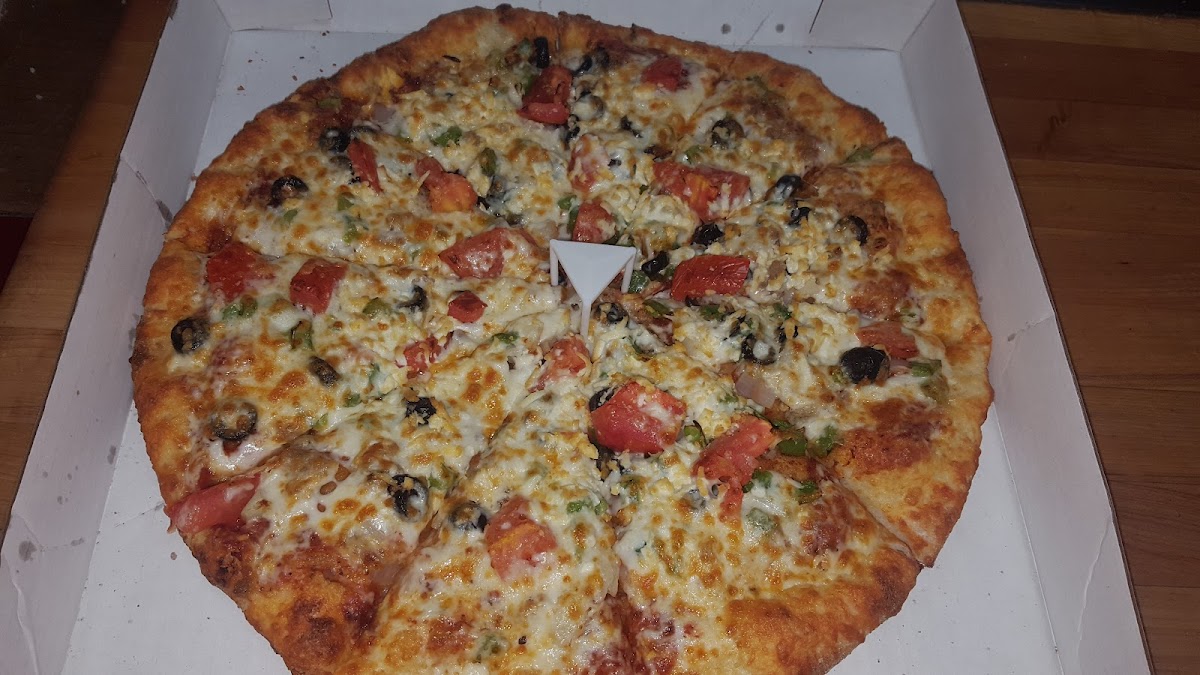 Canadian Pizza Unlimited-9