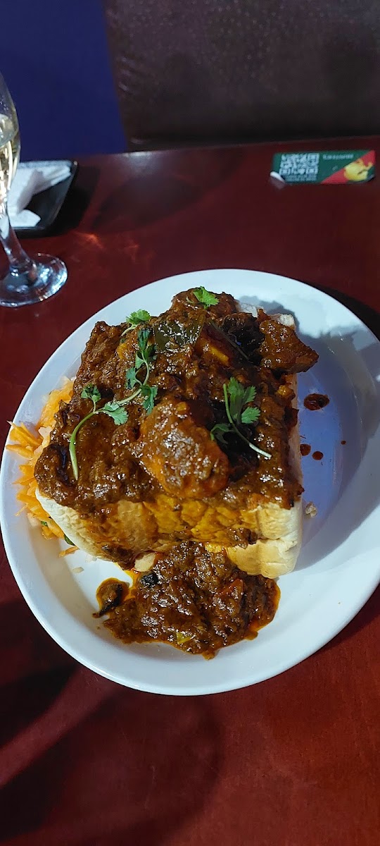 Capers Restaurant And Sports Bar-5