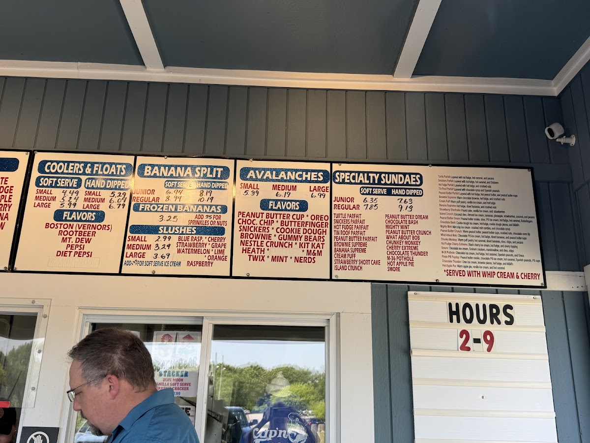 Menu Cap'n Frosty Ice Cream-1