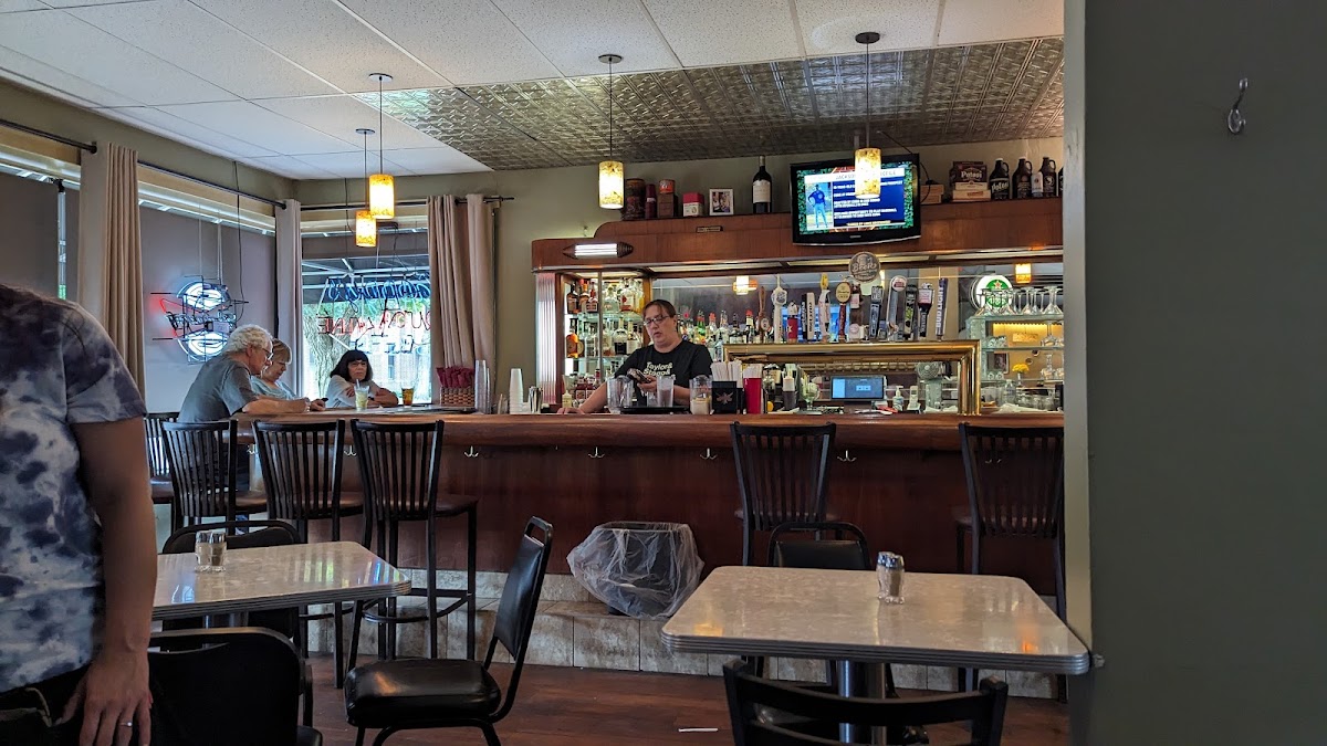 Cappy's Northside Bar And Grill