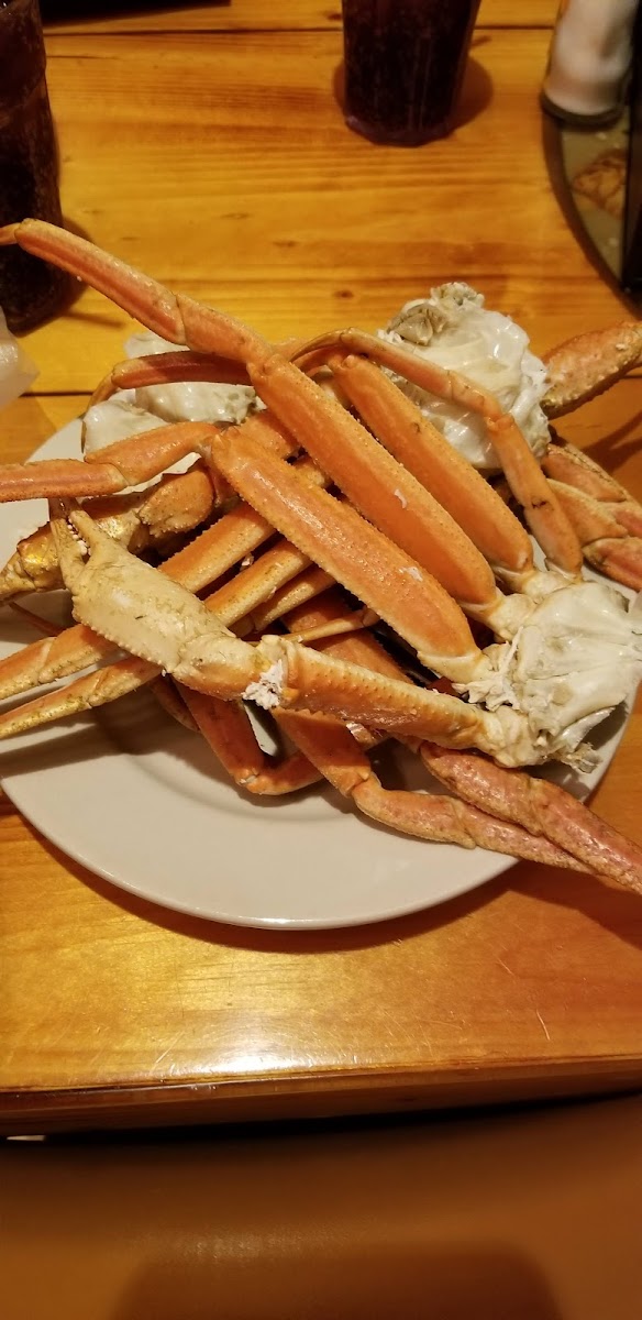 Captain George's Seafood Restaurant-5