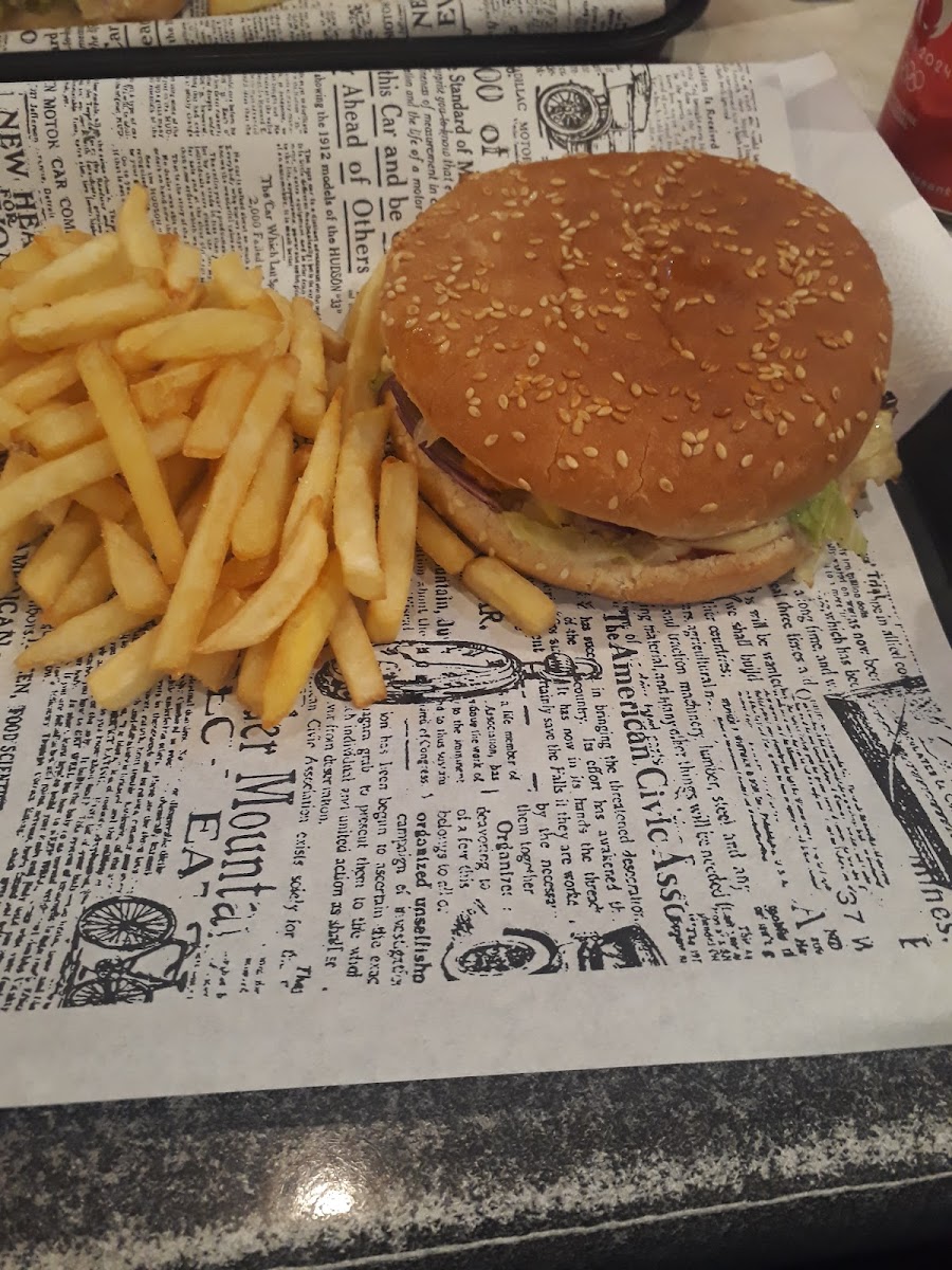Captain Gourmand-5