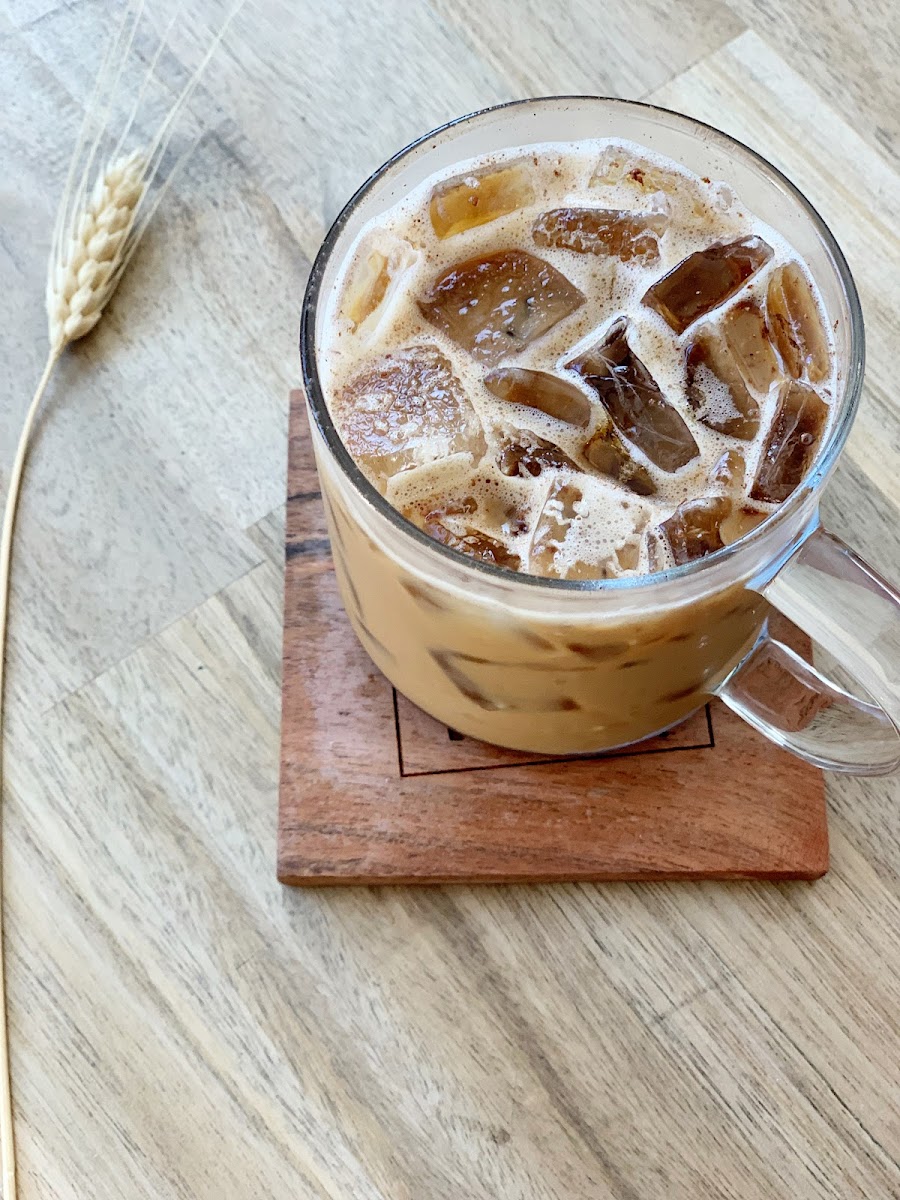 Cara Vana Coffee Shop-3