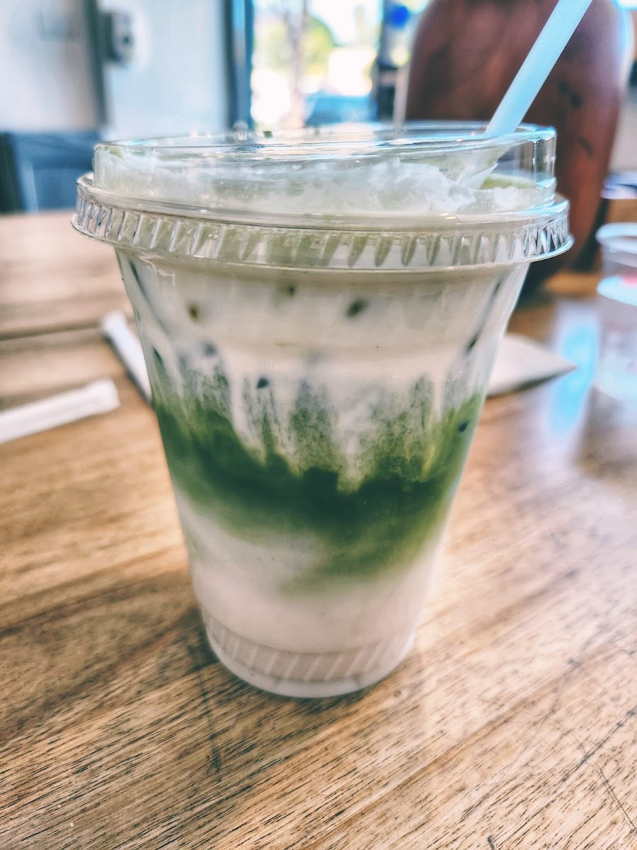 Cara Vana Coffee Shop-9