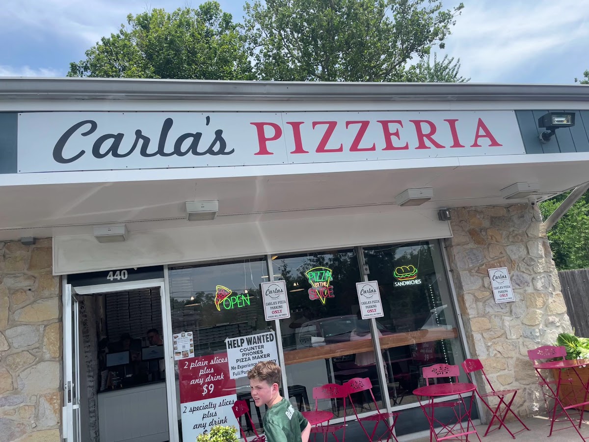 Carla's Pizzeria