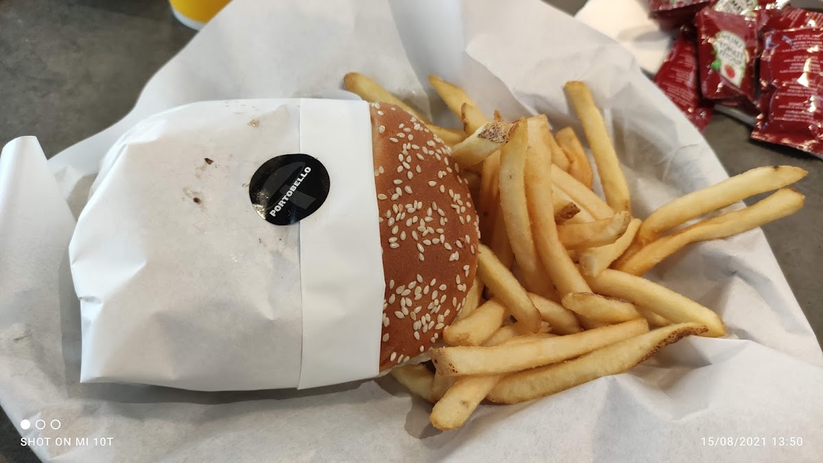 Carl's Jr.-9