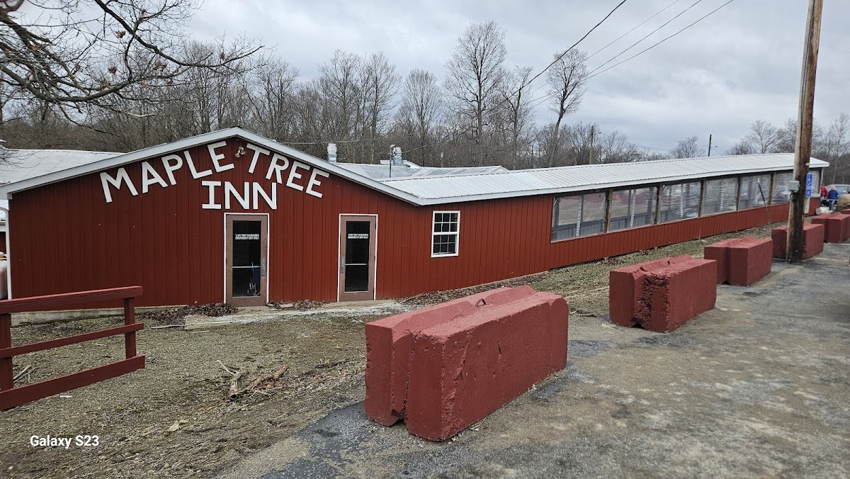 Cartwright's Maple Tree Inn, Llc-4