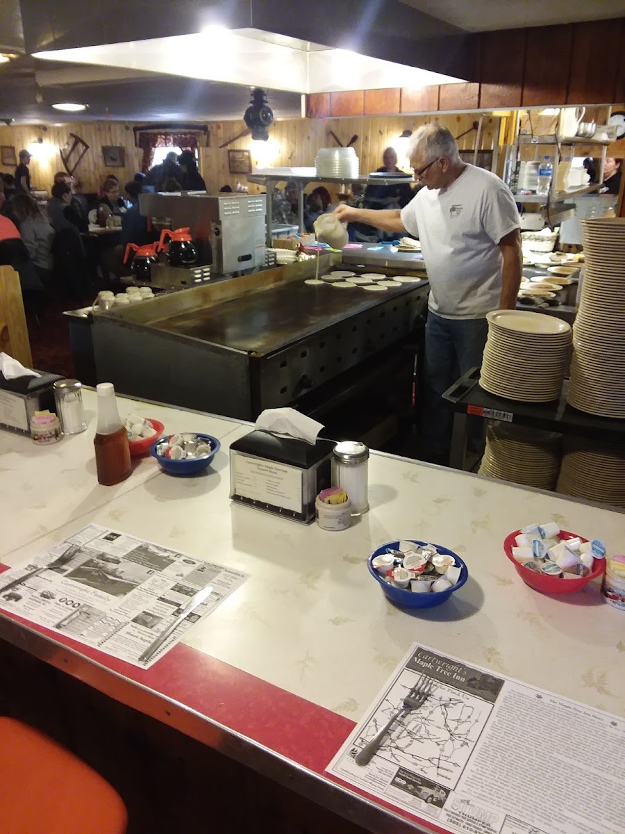 Cartwright's Maple Tree Inn, Llc-8