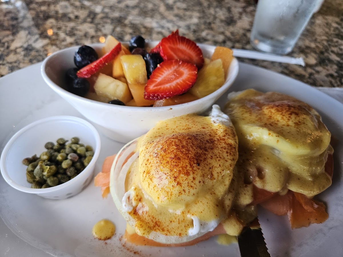 Caruso's & Courtyard Cafe-3