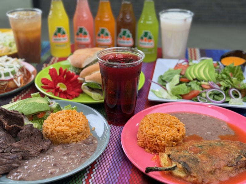 Casa Dorado Deli Taqueria-2