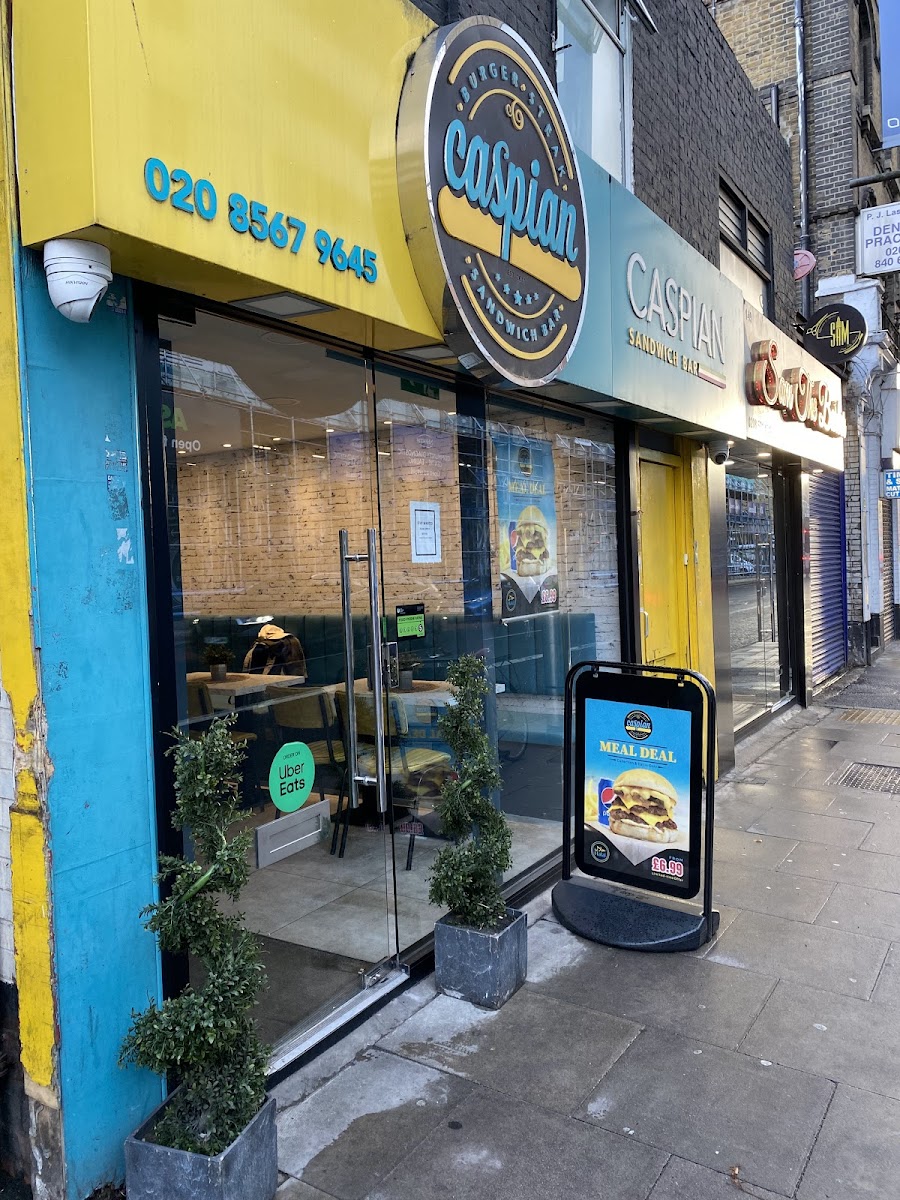 Caspian Sandwich Bar-4