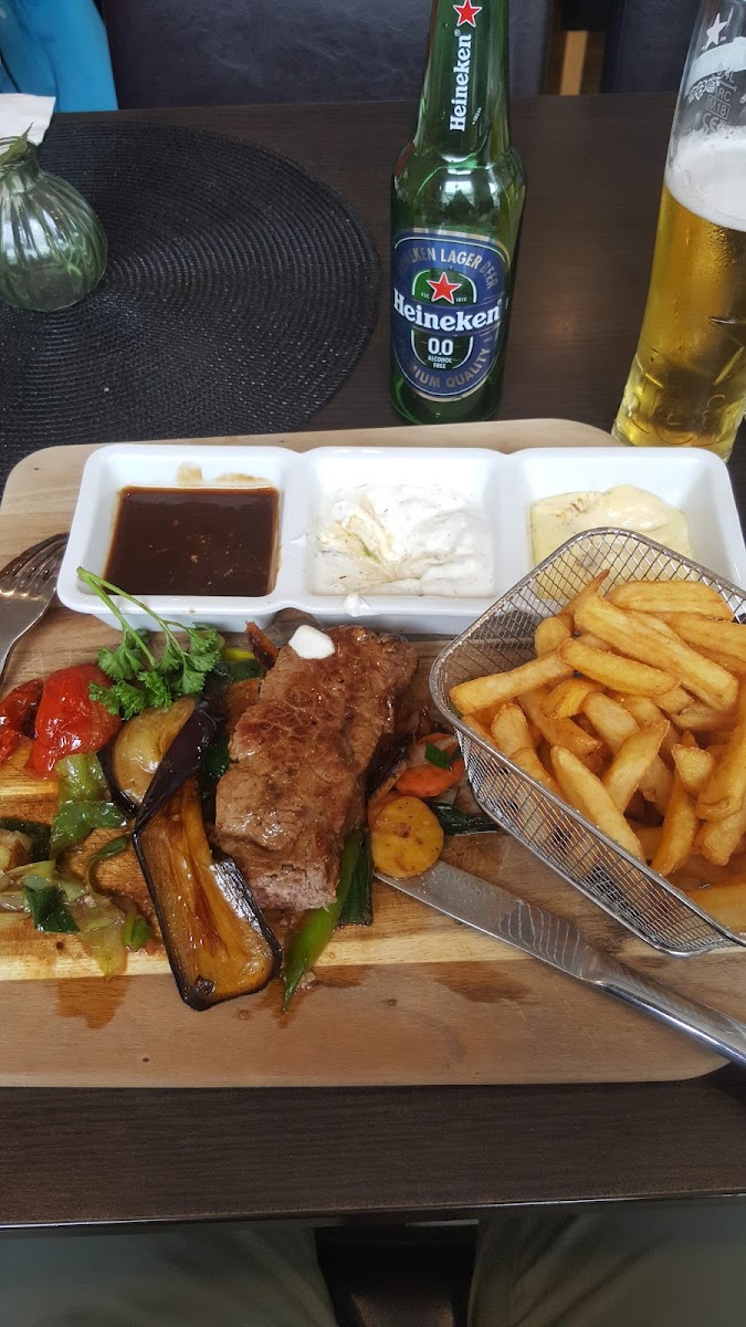 Cassandra's Steakhouse-5