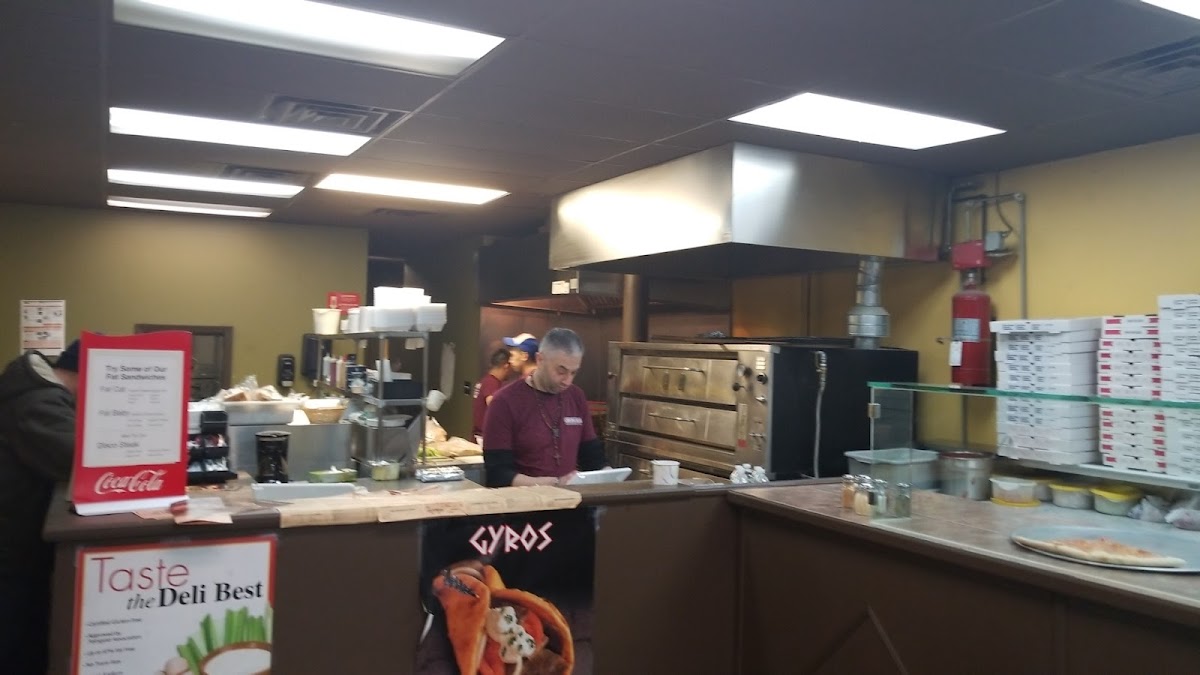 Cedar Grill & Pizza-5