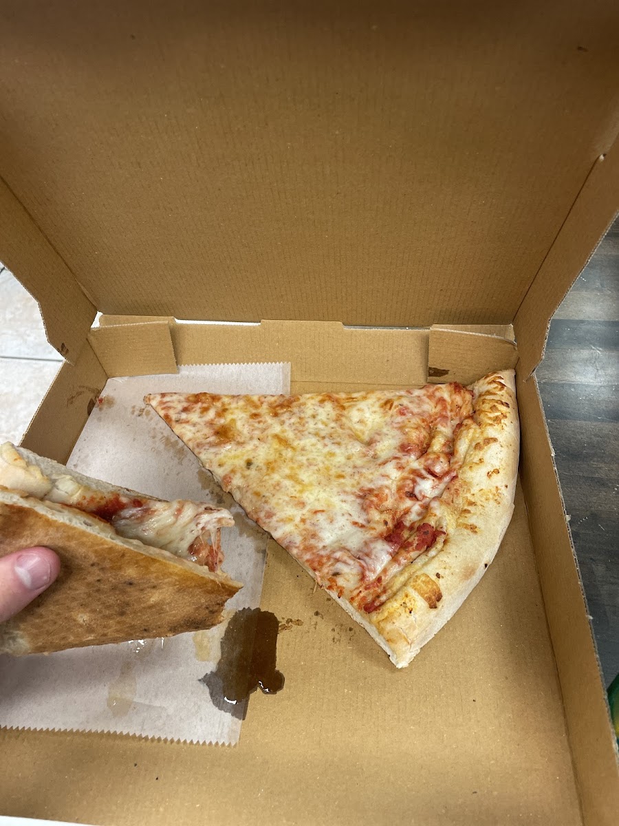 Cedar Grill & Pizza-6