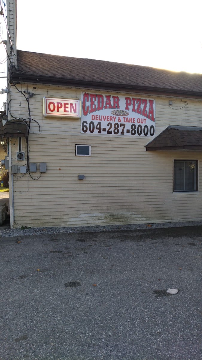 Cedar Pizza