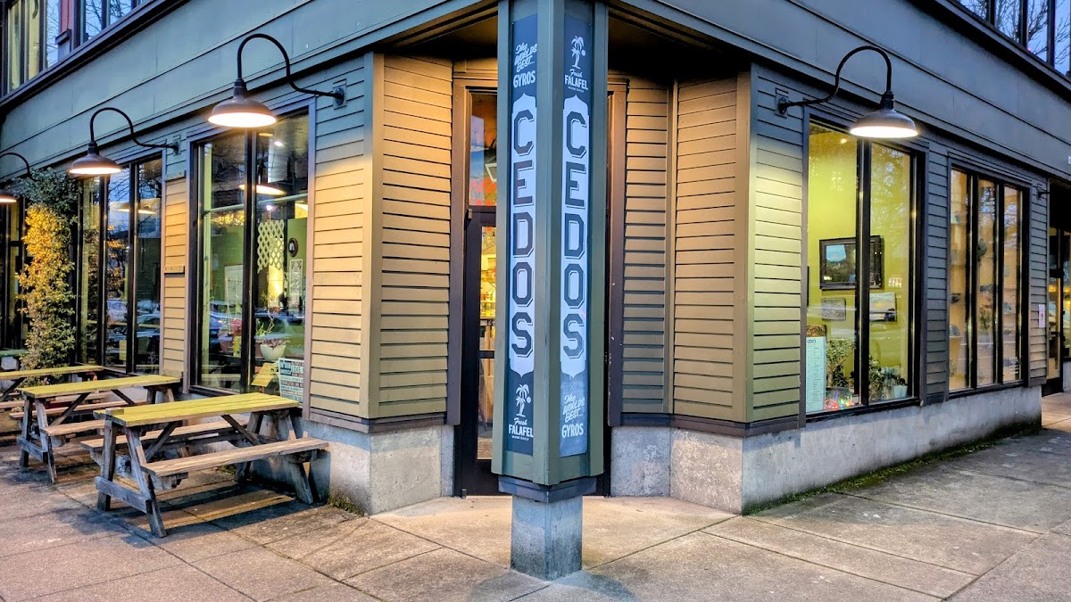 Cedo's Falafel And Gyros
