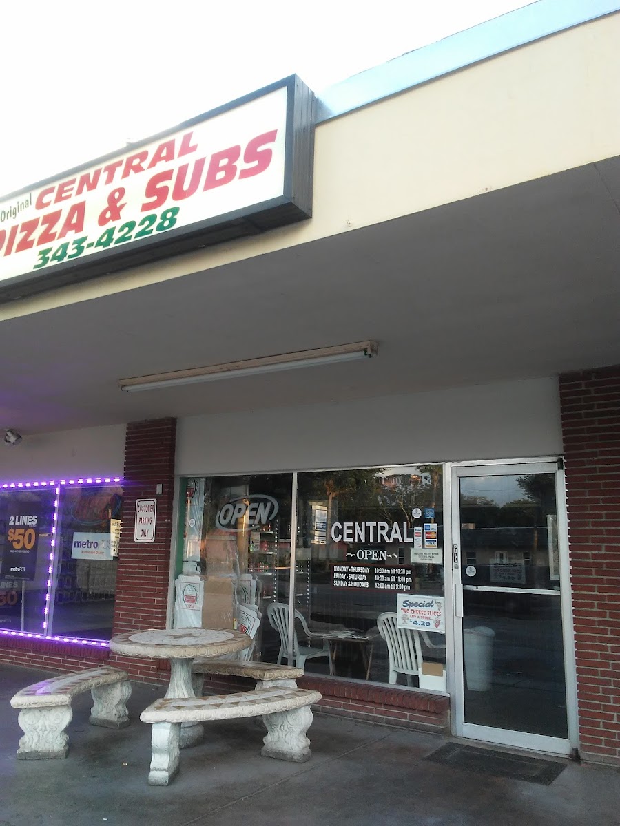 Central Pizza & Subs