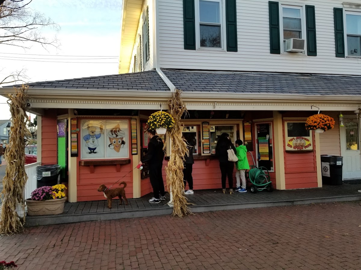 Chandler Square Ice Cream (Port Jefferson Ice Cream Cafe)