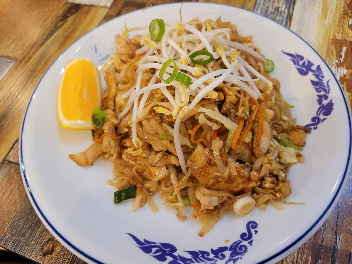 Chang Gaow Thai Restaurant-4