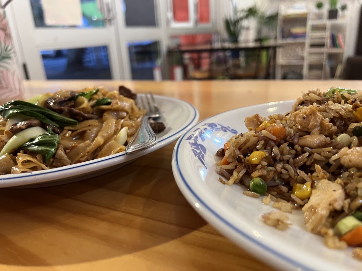 Chang Gaow Thai Restaurant-5