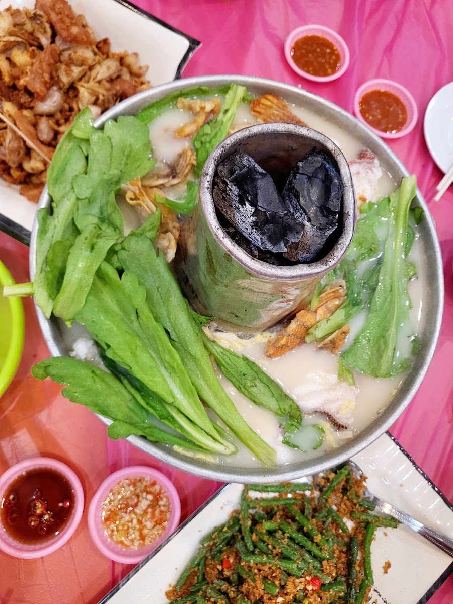 Chang Long Fishhead Steamboat 长龙火炭鱼头炉-5