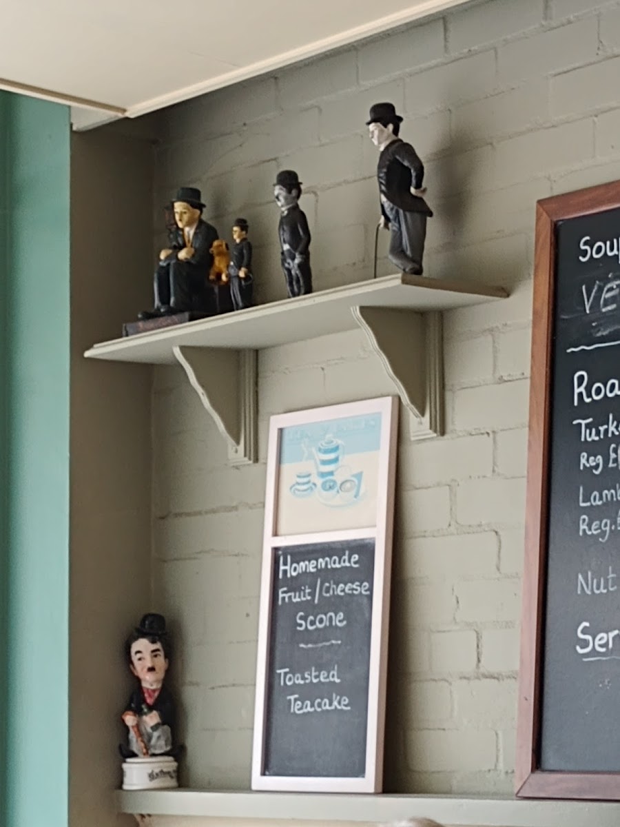 Menu Chaplins-3