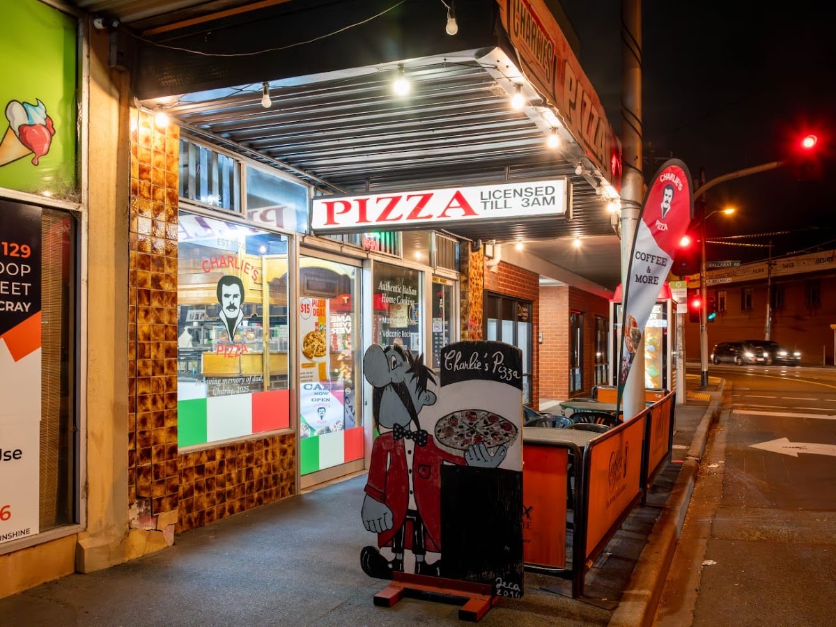 Charlies Pizza Restaurant