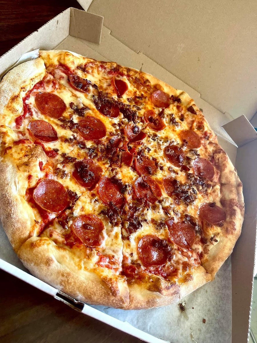 Charlie's Pizza-6