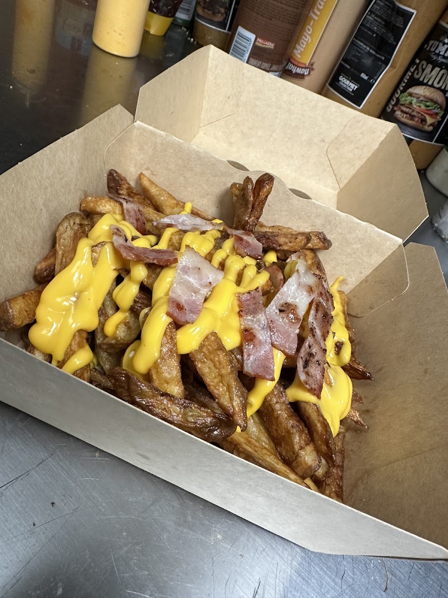 Cheesyburger-3