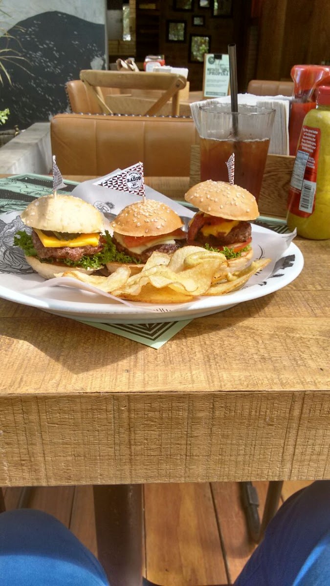 Chef Burger Golden Mile-10