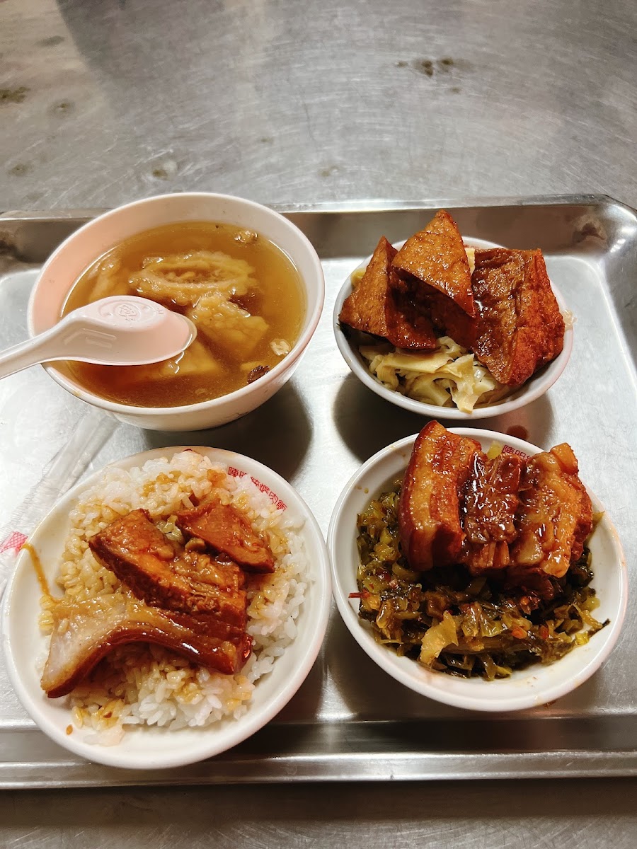 Chen,ming-Tong Soy-Stewed Pork-5