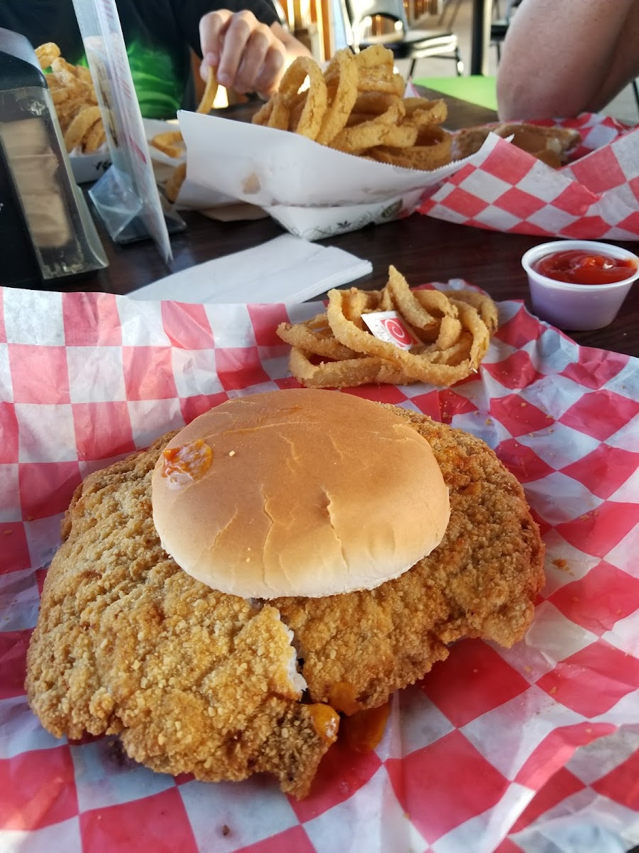Cheri Top Drive-In-7