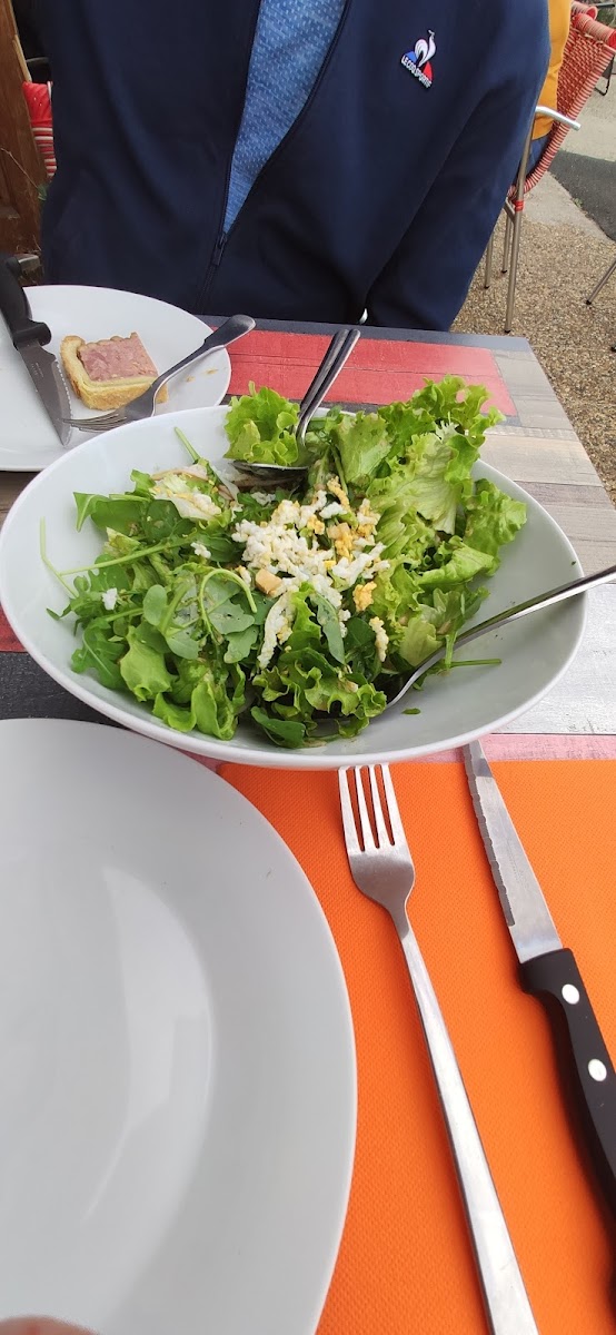 Chez Annie - Restaurant Café Gîtes- Malbouzon-5